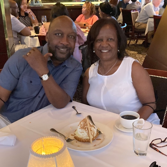 Meet your Posher, Anginetta - Picture 1 of 1